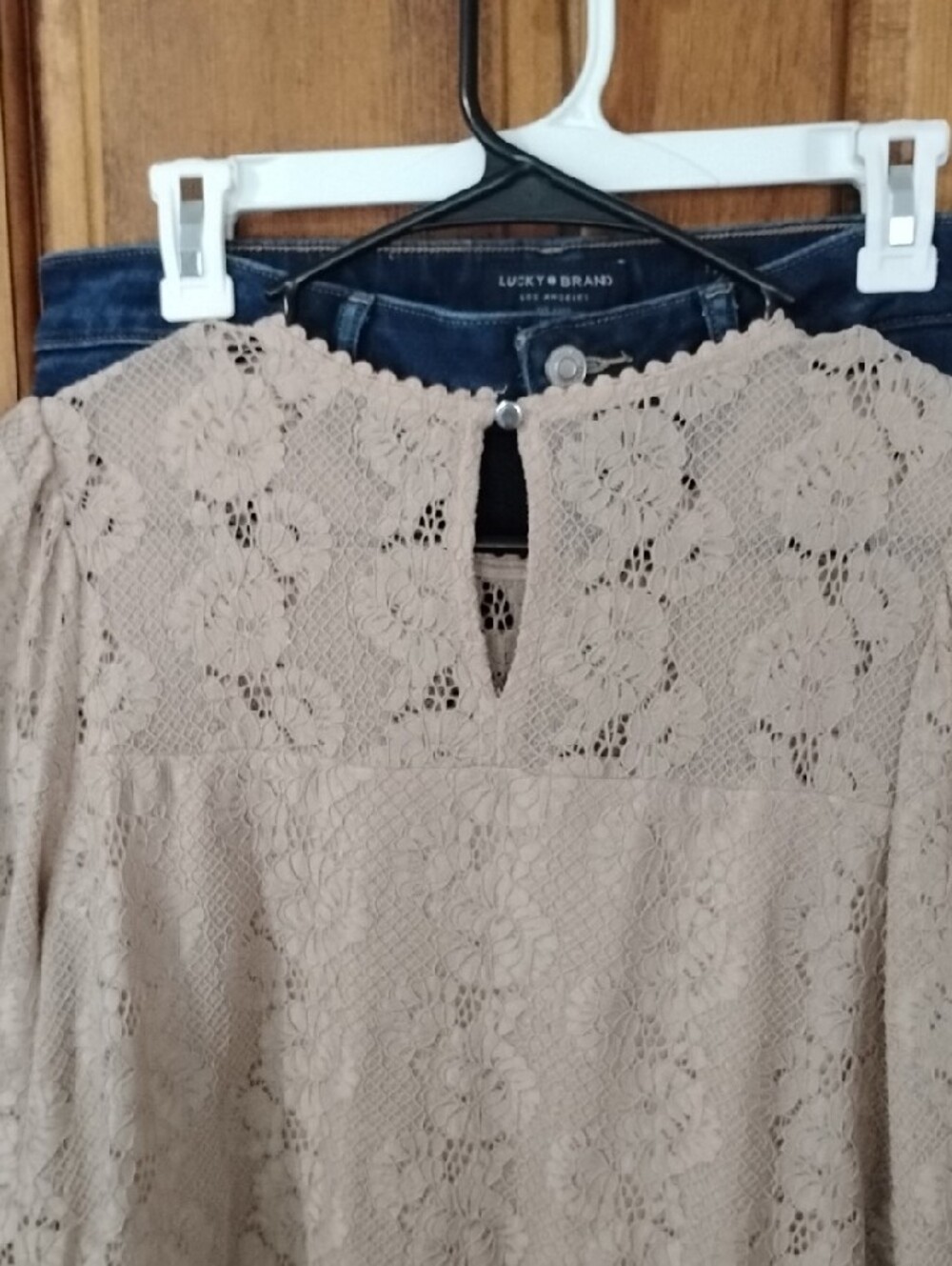 Cable & Gauge Beige Lace Long-Sleeve Blouse - Picture 5 of 5